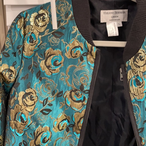 Unique jacket - Picture 2 of 2